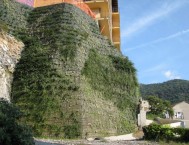 Asso 3: questo muro in terra armata alto 16 metri un giorno sarà un giardino verticale